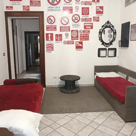 Casa Vacanze Completa Di Tutto E Anche Di Piu Livorno Zewnętrze zdjęcie